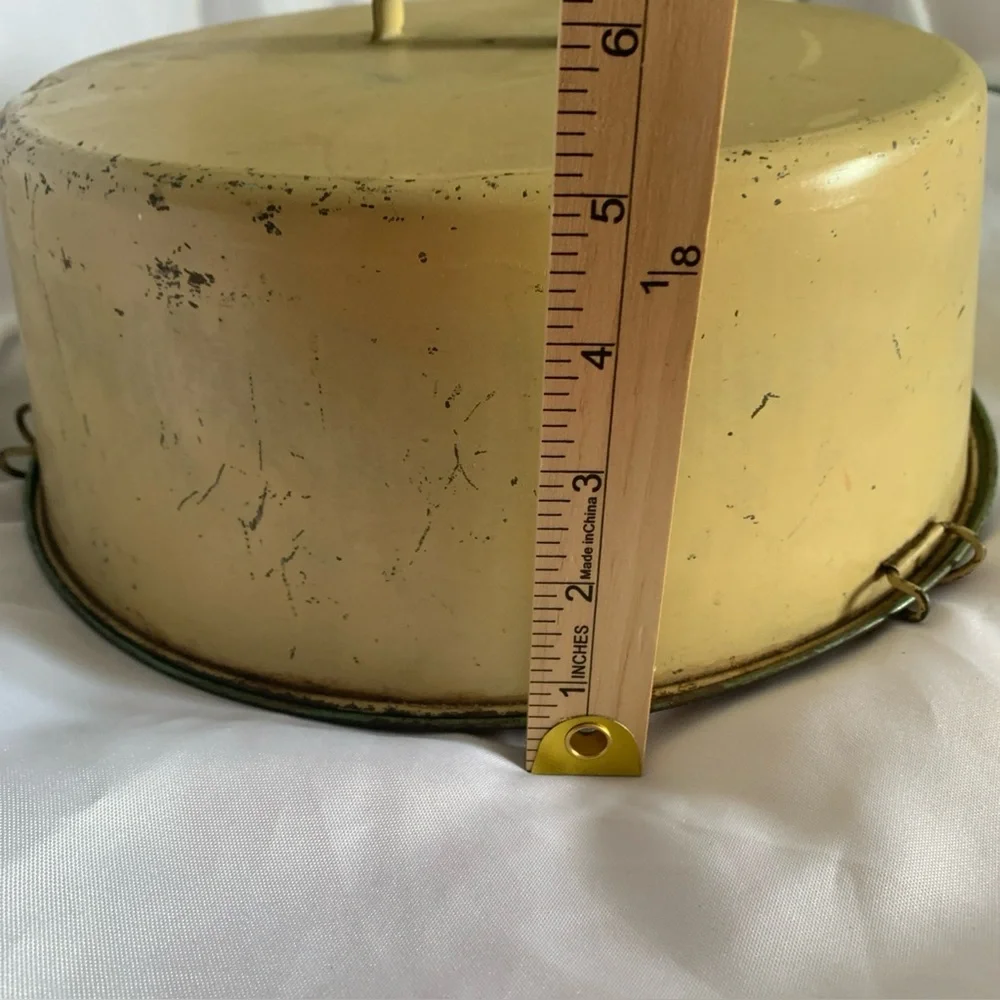 Metal Tin Yellow Green Cake Carrier Lockable VTG Collectible Mid-century Fair